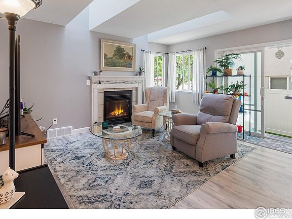 5th image of 1720 32nd St #19