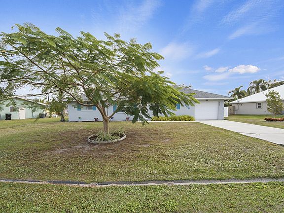 4th image of 2121 SE Midtown Road