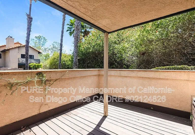 11317 Avenida De Los Lobos #E — Photo 16