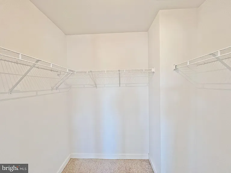 8118 Rainwater Cir — Photo 21
