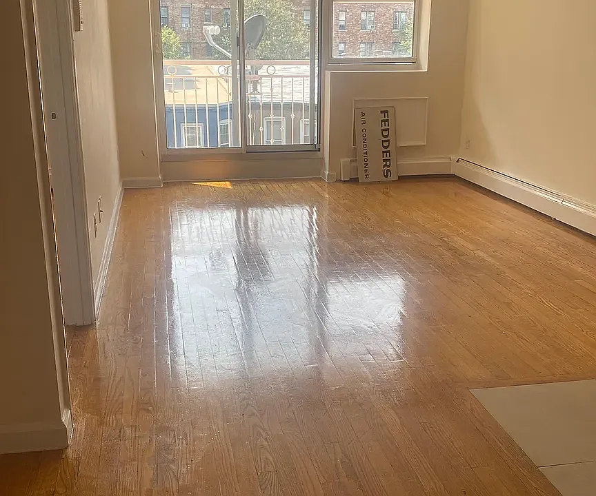 108 Kenilworth Pl #2D