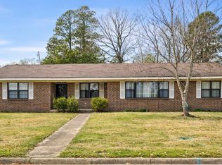 111 Leewood Dr, Arkadelphia, AR 71923