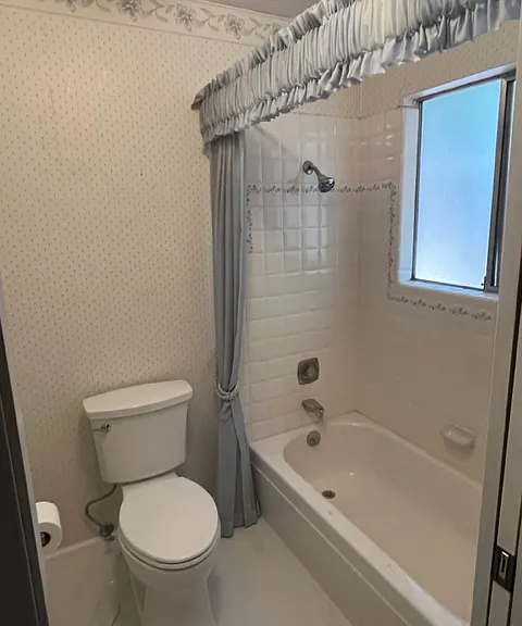 16931 Silver Dr S — Photo 21