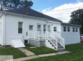 815 S Main St, Eaton Rapids, MI 48827