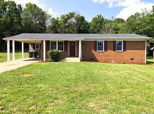 219 Adams St, Statesville, NC 28677