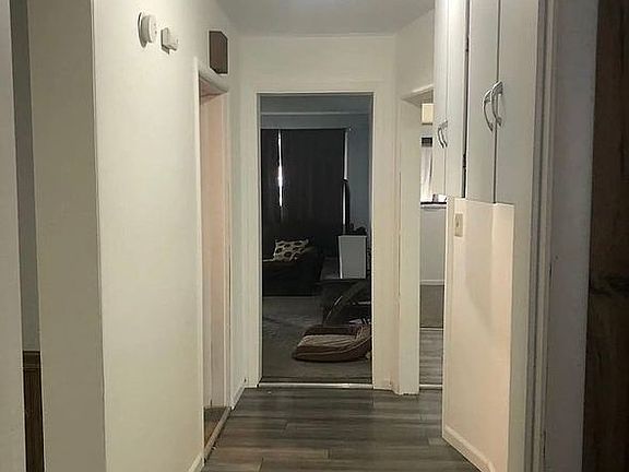 5th image of 527 W 2nd St