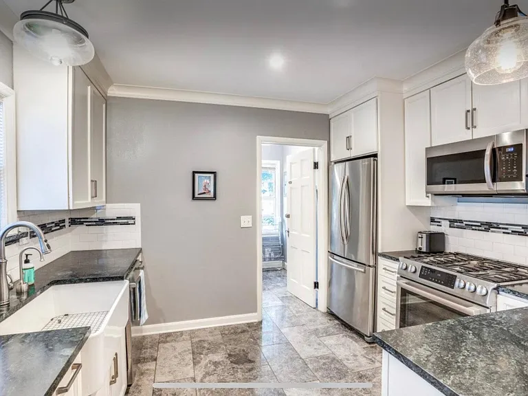 4130 Emerson Ave — Photo 8