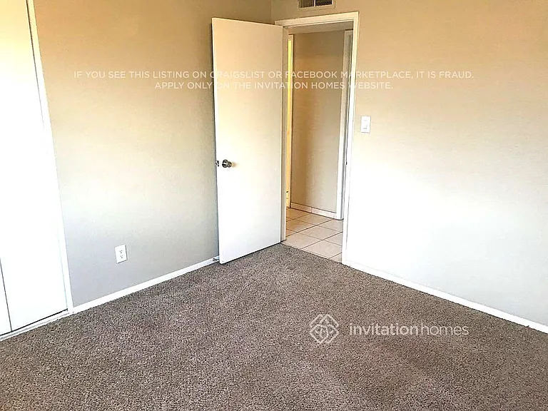3808 W Glendale Ave — Photo 7