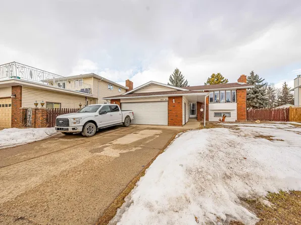 2437 89th St NW, Edmonton, AB T6K 2Y8