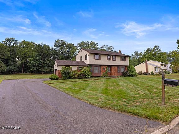 3rd image of 22 Clearview Drive