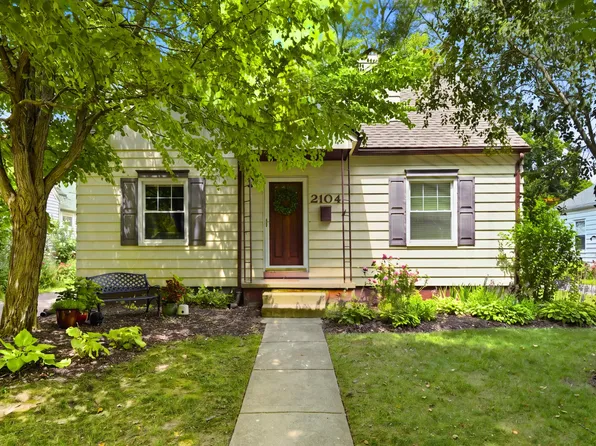 2104 Arborview Blvd, Ann Arbor, MI 48103