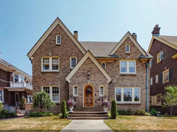 1823 College Ave, Racine, WI 53403