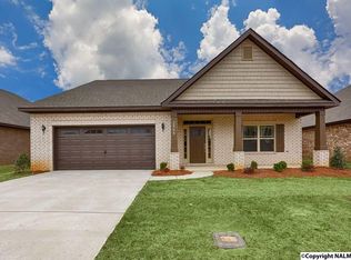 2508 W Winfield Cir, Huntsville, AL 35803