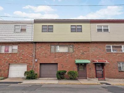 563 68th St, Guttenberg, NJ, 07093
