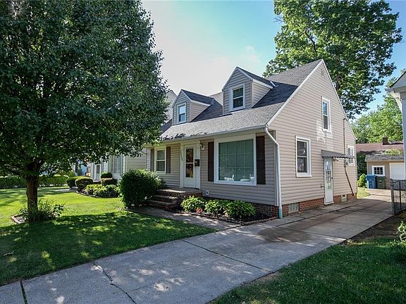 2nd image of 20684 Stanford Ave