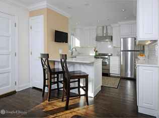 3 River Ave APT 2A, Greenwich, CT 06830