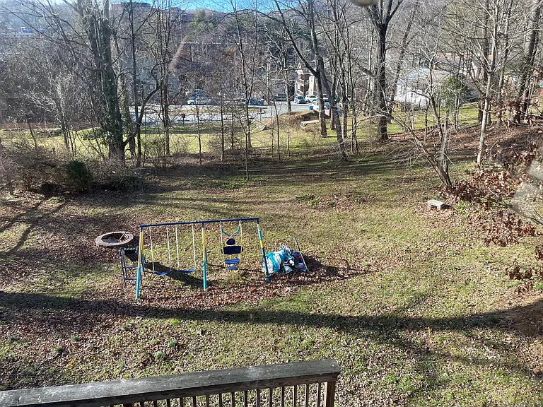 310 Woodland Dr — Photo 7