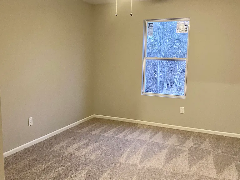 4033 Flora Ave — Photo 16