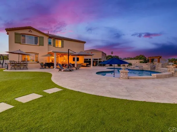 1164 Tesoro Pl, Vista, CA 92081