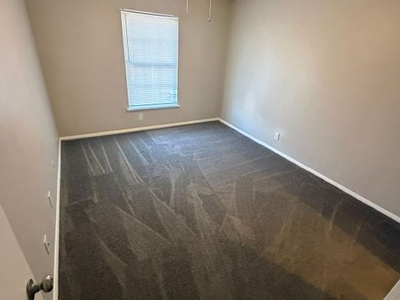 2nd image of 700 Chateau Dr #747