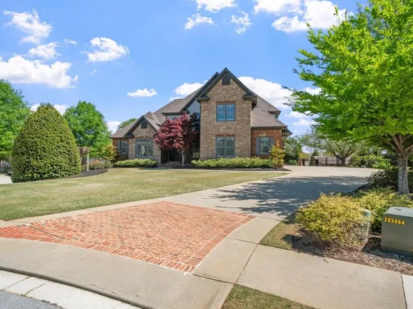 319 Slate Ct, Buford, GA 30518