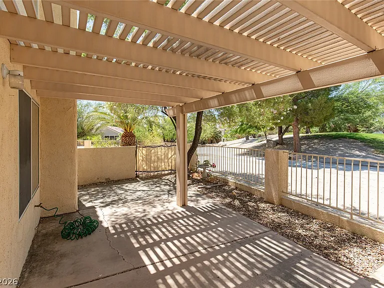7281 Vista Bonita Dr — Photo 23