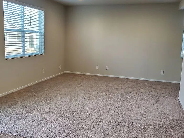7922 S Fruitvale Ln — Photo 9