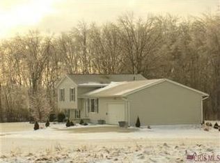 3098 Old Forge Rd, Mogadore, OH 44260