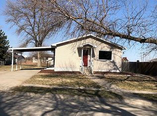 2762 Saint Francis Dr, Columbus, NE 68601