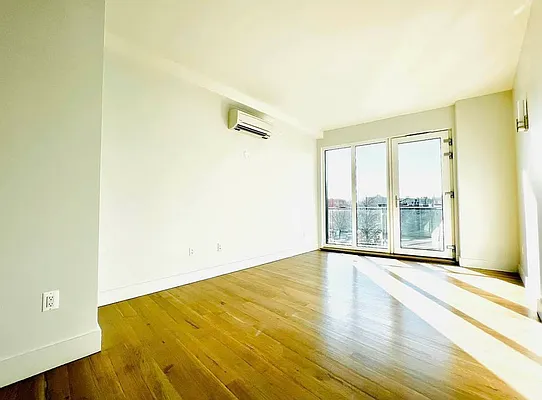 Rented by null | media 25