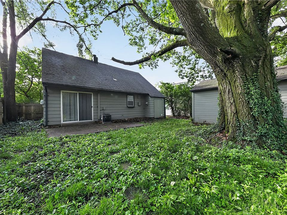 1st image of 1117 Blakley Dr