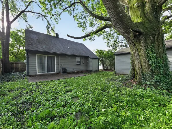 1117 Blakley Dr, Dayton, OH 45403