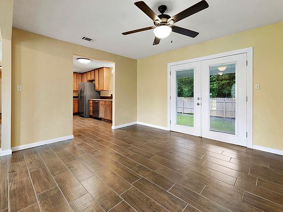 5th image of 3119 Neptune Dr