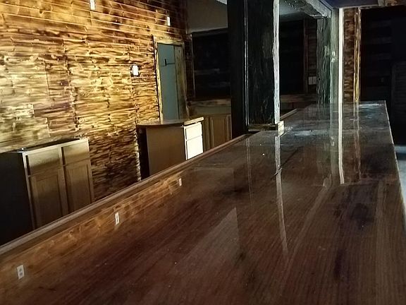 4th image of 1317 E Main St