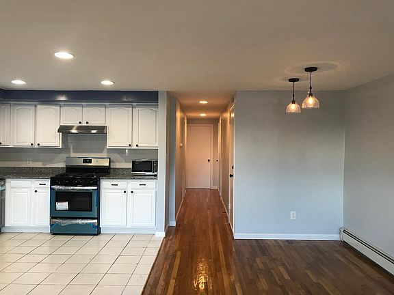 Kitchen, Hallway, Dining