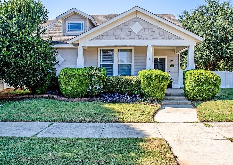 1st image of 9804 Walnut Hill Dr