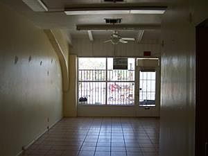 4th image of 11896 Palm Dr