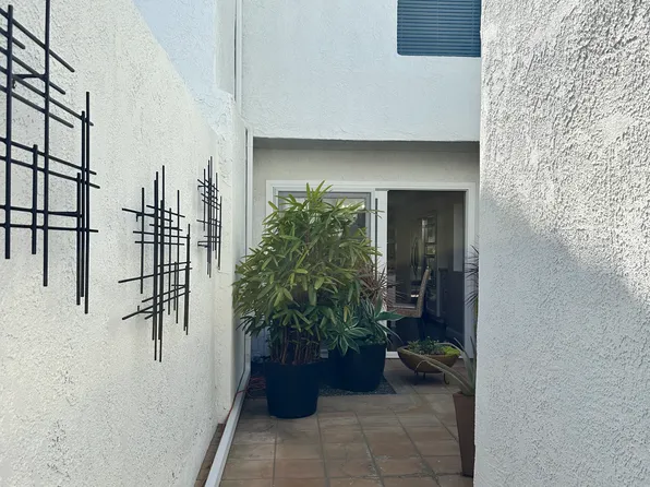 3 Canyon Ln, Corona Del Mar, CA 92625