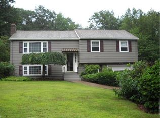 31 Walker St, Northbridge, MA 01534