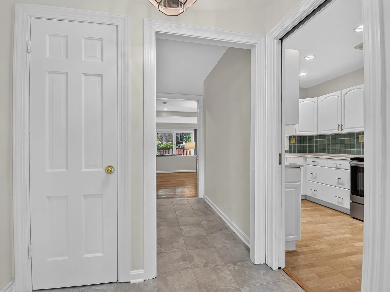 623 I St SW — Photo 3