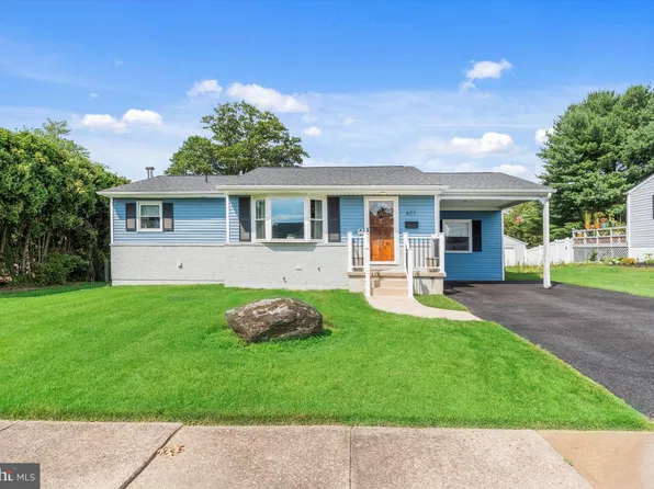 611 Durso Dr, Newark, DE 19711
