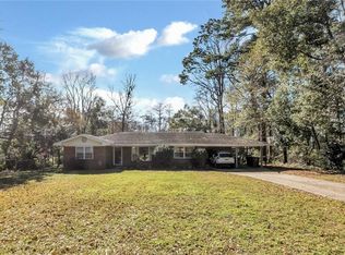 2209 E Hillwood Dr, Mobile, AL 36605