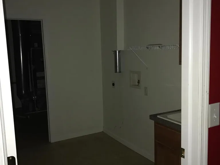 116 Courtyard Ln — Photo 3