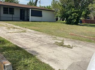 511 W Jersey Rd, Lehigh Acres, FL 33936