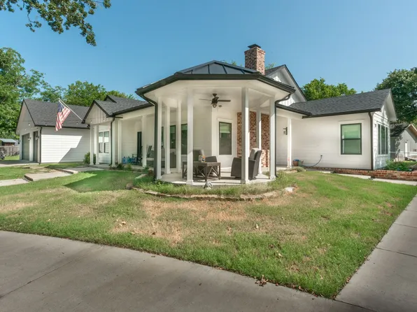 131 Lakeway Ln, Gun Barrel City, TX 75156