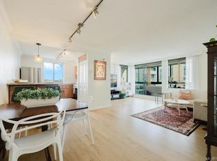 1034 Johnson St #1004, Victoria, BC