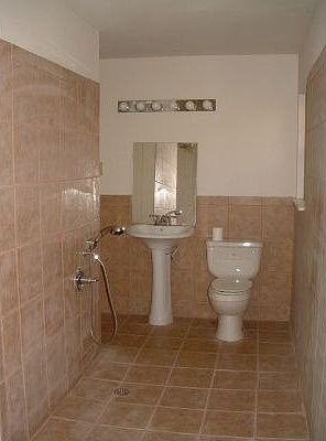 4th image of 2940 E Cavett Dr
