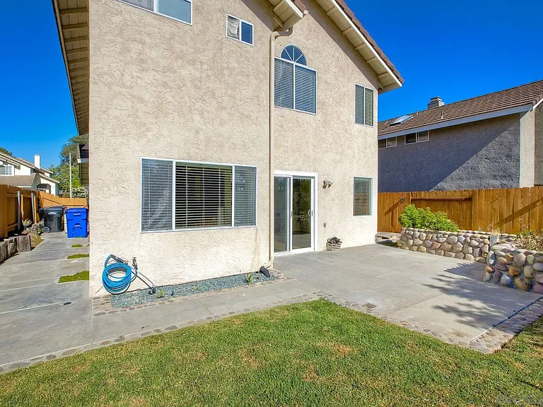14718 Carmel Ridge Rd — Photo 19