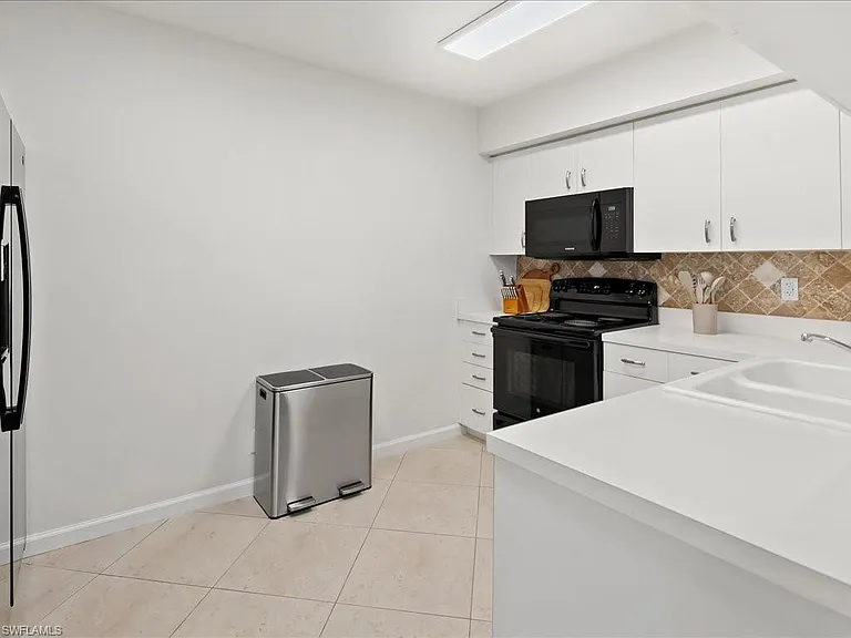 990 Cape Marco Dr #201 — Photo 19