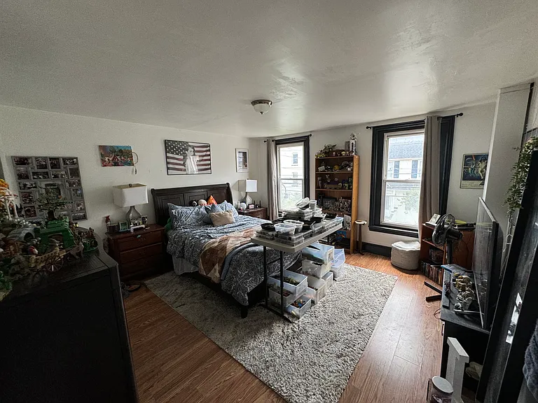 122 Ford St — Photo 8